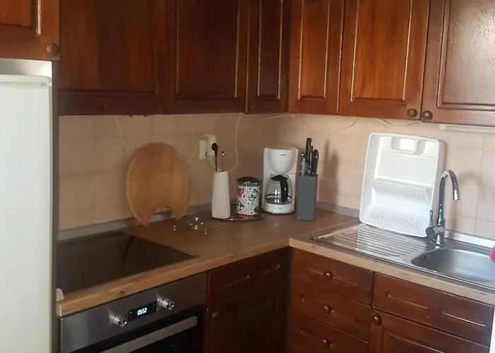 Ganze In Mit Moebliertem Balkon By Interhome Apartment *